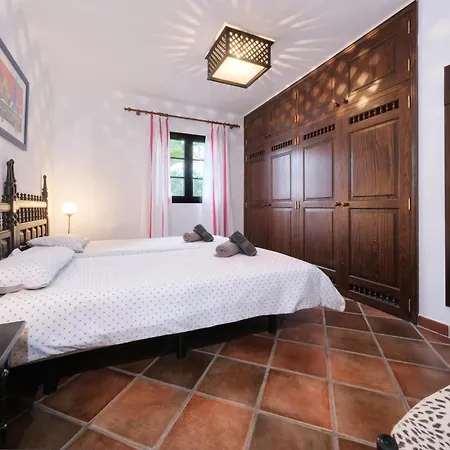 Casa Felix- Poolside Paradise With Panoramic Views Holiday home
