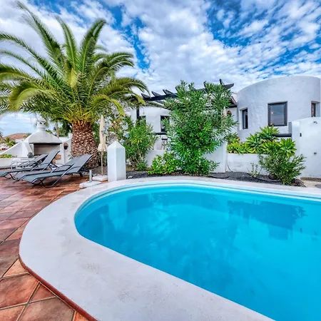 Casa Felix- Poolside Paradise With Panoramic Views Holiday home