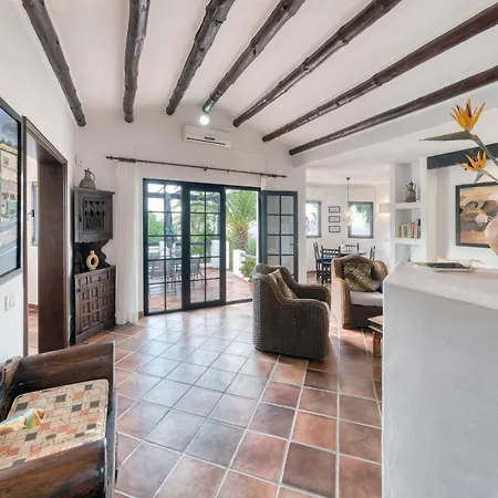 Casa Felix- Poolside Paradise With Panoramic Views Holiday home